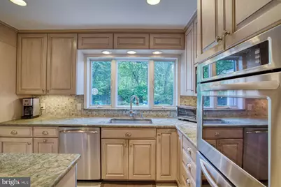9211 Forest Haven Drive, Alexandria, VA 22309 - Photo 18