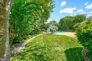 9211 Forest Haven Dr, Alexandria, VA 22309 - Photo 48