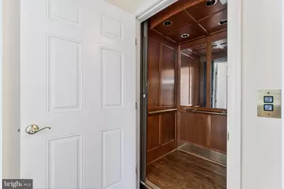 10034 Scenic View Terrace, Vienna, VA 22182 - Photo 24