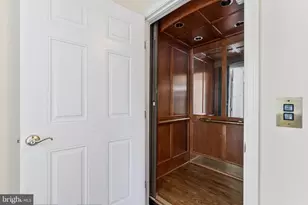 10034 Scenic View Terrace, Vienna, VA 22182 - Photo 24