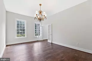 10034 Scenic View Terrace, Vienna, VA 22182 - Photo 10