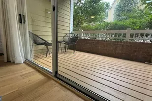 12903 Alton Square, Herndon, VA 20170 - Photo 8