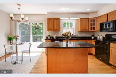 2603 Oakledge Court, Vienna, VA 22181 - Photo 10