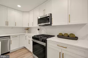 2308 Creek Dr, Alexandria, VA 22308 - Photo 18