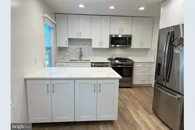 9502 Tregaron Place, Burke, VA 22015 - Photo 16