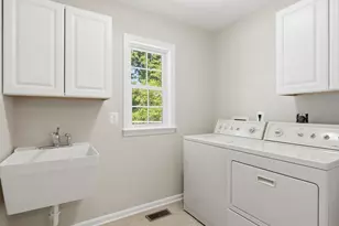 4410 Guinea Rd, Fairfax, VA 22032 - Photo 26