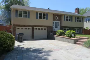 1405 Dade Ln, Alexandria, VA 22308 - Photo 2