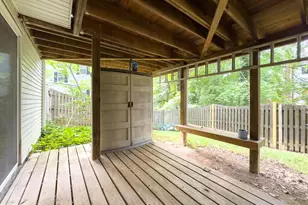 10869 Oak Green Ct, Burke, VA 22015 - Photo 36