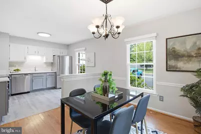 10869 Oak Green Court, Burke, VA 22015 - Photo 4