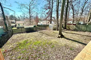 7649 Fallswood Way, Lorton, VA 22079 - Photo 38
