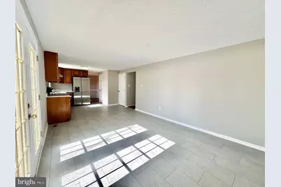 7649 Fallswood Way, Lorton, VA 22079 - Photo 10