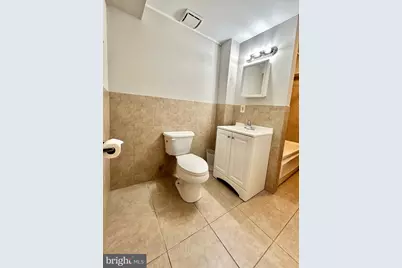 7649 Fallswood Way, Lorton, VA 22079 - Photo 32