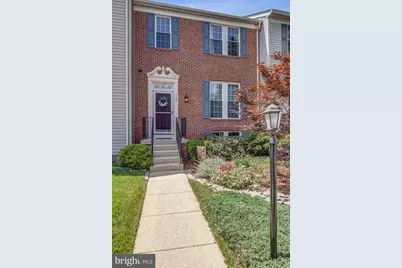 7706 Effingham Square, Alexandria, VA 22315 - Photo 1