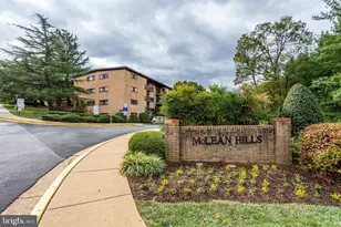 7839 Enola St, McLean, VA 22102 - Photo 2