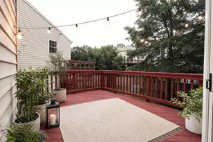 4663 Flatlick Branch Dr, Chantilly, VA 20151 - Photo 2