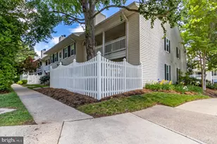 10198 Ashbrooke Ct, Oakton, VA 22124 - Photo 4