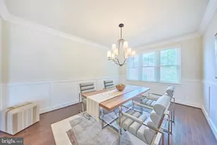 605 Meadow Ln SW, Vienna, VA 22180 - Photo 4
