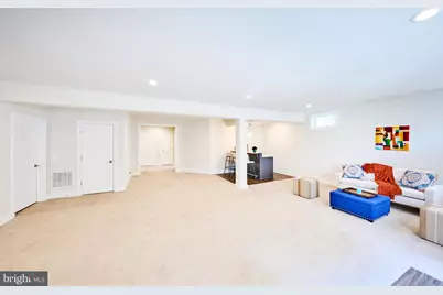 605 Meadow Lane SW, Vienna, VA 22180 - Photo 14