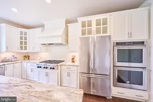 605 Meadow Ln SW, Vienna, VA 22180 - Photo 76