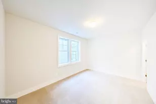 605 Meadow Ln SW, Vienna, VA 22180 - Photo 28