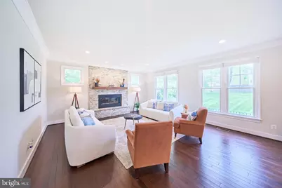 605 Meadow Lane SW, Vienna, VA 22180 - Photo 26