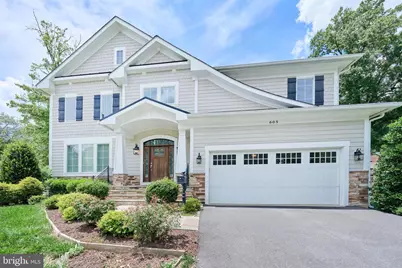 605 Meadow Lane SW, Vienna, VA 22180 - Photo 1