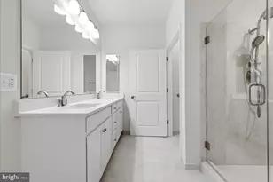 7922 Ashland Dr, Alexandria, VA 22315 - Photo 10