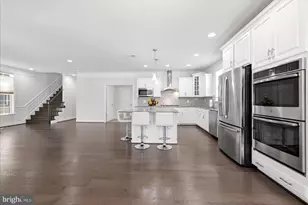 7922 Ashland Dr, Alexandria, VA 22315 - Photo 2