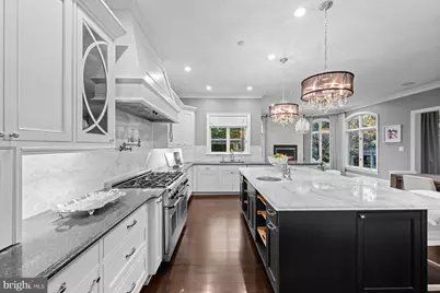8305 Fox Haven Drive, McLean, VA 22102 - Photo 20