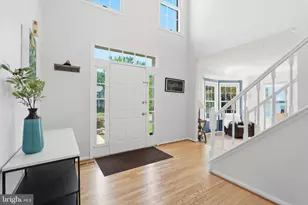 2324 Club Pond Ln, Reston, VA 20191 - Photo 2