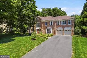 9114 Oak Chase Ct, Fairfax Station, VA 22039 - Photo 1