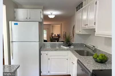 11198 Silentwood Lane, Reston, VA 20191 - Photo 4