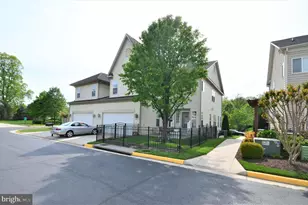 6324 Still Spring Pl, Alexandria, VA 22315 - Photo 4