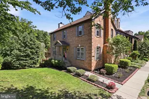 5916 Wescott Hills Way, Alexandria, VA 22315 - Photo 4