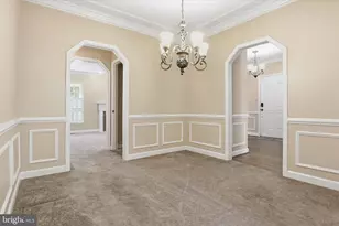5916 Wescott Hills Way, Alexandria, VA 22315 - Photo 18
