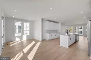 1 Aviation Pl, Herndon, VA 20171 - Photo 8