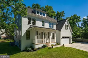 2354 Cedar Ln, Vienna, VA 22182 - Photo 2