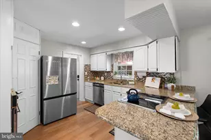 10538 Greene Terrace, Lorton, VA 22079 - Photo 12