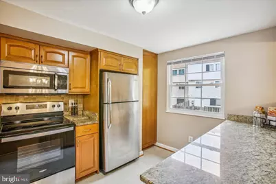 5519 Whitfield Court, Fairfax, VA 22032 - Photo 6