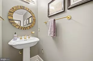 2026 Mayfair McLean Ct, Falls Church, VA 22043 - Photo 30