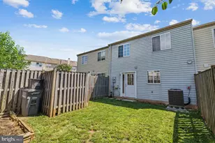 6302 Betsy Ross Ct, Centreville, VA 20121 - Photo 26