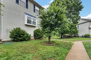 5700 Mason Bluff Dr, Burke, VA 22015 - Photo 2