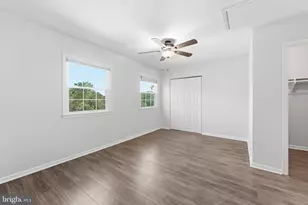 6335 Paddington Ln, Centreville, VA 20120 - Photo 18