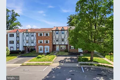6335 Paddington Lane, Centreville, VA 20120 - Photo 4