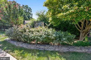 5810 Hannora Ln, Fairfax Station, VA 22039 - Photo 96