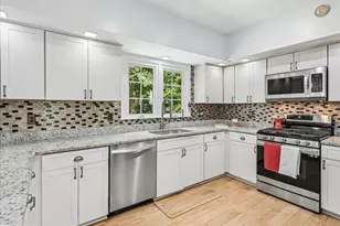 5810 Hannora Ln, Fairfax Station, VA 22039 - Photo 24
