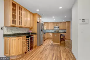 10711 Oldfield Dr, Reston, VA 20191 - Photo 22