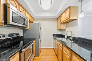 14901 Rydell Rd, Centreville, VA 20121 - Photo 8