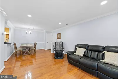 14901 Rydell Road #201, Centreville, VA 20121 - Photo 6