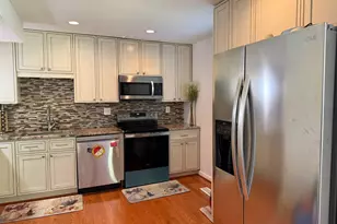 6415 Blarney Stone Ct, Springfield, VA 22152 - Photo 8